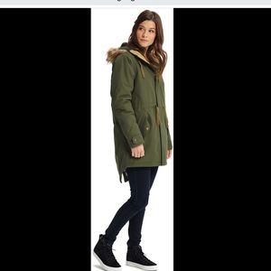 Burton Saxton snowboard parka